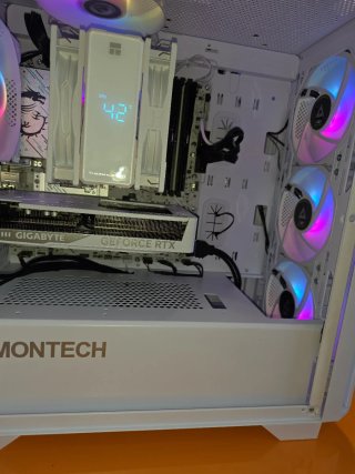 PC Gaming Ryzen 9 7900 RTX 5060 Ti 32GB RAM