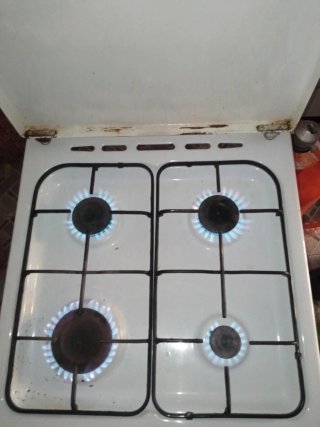 Horno de gas blanco