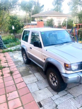 Mitsubishi Montero 2000