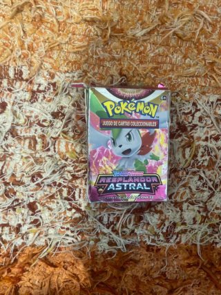 Cartas Pokémon Variadas Cambio por el álbum