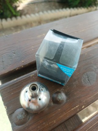 Pomo GOMEXUS 38mm para carretes Shimano/Daiwa