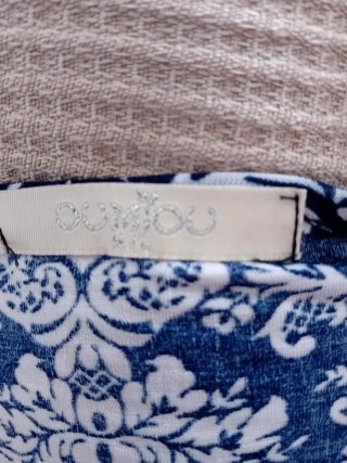 Mono largo estampado azul y blanco