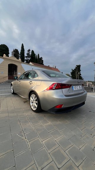 Lexus IS 2016