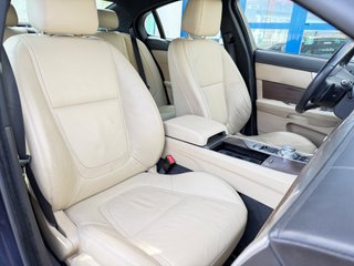 Jaguar XF 3.0 V6 Diésel Luxury
