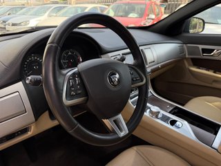 Jaguar XF 3.0 V6 Diésel Luxury