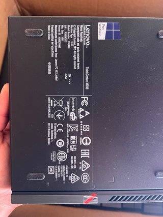 Mini PC Lenovo ThinkCentre Negro/Rojo