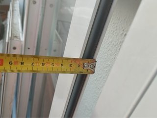 Ventana aluminio blanca 125,5 alta x105,5 ancha.