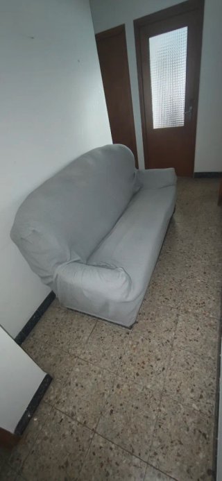 Sofá 3 plazas y 2 sillones con fundas