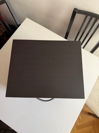 Mesitas de noche de madera con cajón