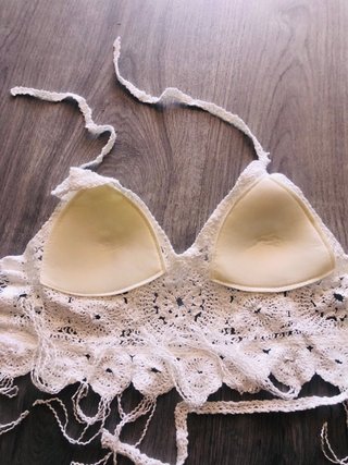 Top crochet blanco con flecos