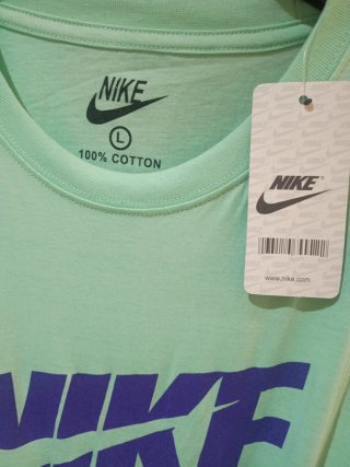 Camiseta Nike Verde Talla M