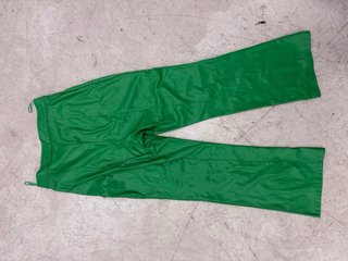 Pantalón polipiel verde cintura alta