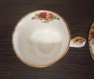 ELEGANTE JUEGO TRIO DE TÉ, PORCELANA,ROYAL ALBERT