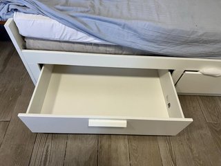 Cama nido blanca con cajones