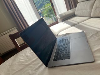 MacBook Pro i9 32GB RAM 512GB SSD