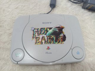 Sony PS one + juegos + cargador
