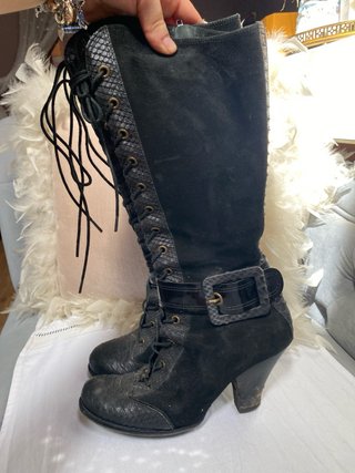 Botas de piel ante cuplé 15€ hoy