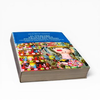 El folklore en la cerámica figurativa del Minho...