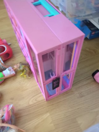 Lote Barbie: Muñecas y Accesorios