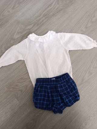 Conjunto bebé body blanco y braguita azul