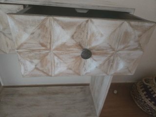 Mueble auxiliar madera maciza, blanvo decapado