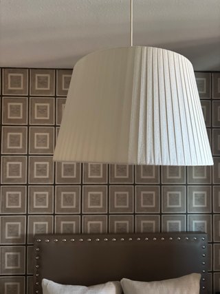 Lámpara de techo plisada beige