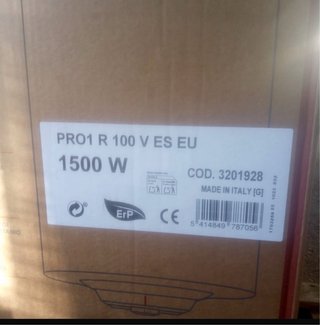 Termo Eléctrico Ariston 100L Vertical
