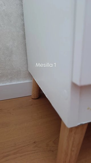 2 Mesitas de Noche Ikea Blancas