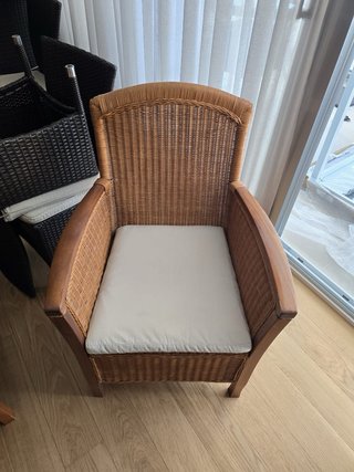 Conjunto sillas Mimbre Cojín + sillones + mesita