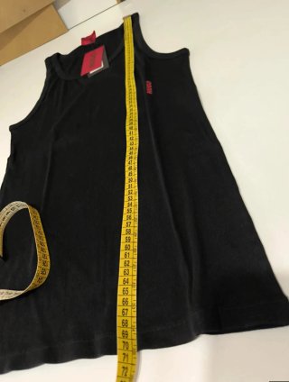 Camiseta sin mangas Hugo Boss negra