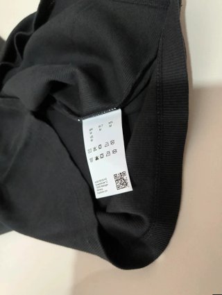 Camiseta sin mangas Hugo Boss negra