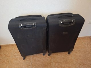 2 Maletas 25kg Negras Buen Estado