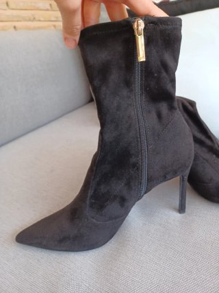 Botines Zara Ante Negro