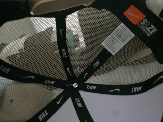 Gorra Nike Beige Stussy