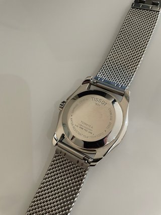 Reloj Tissot Couturier “Cuarzo” 39 mm