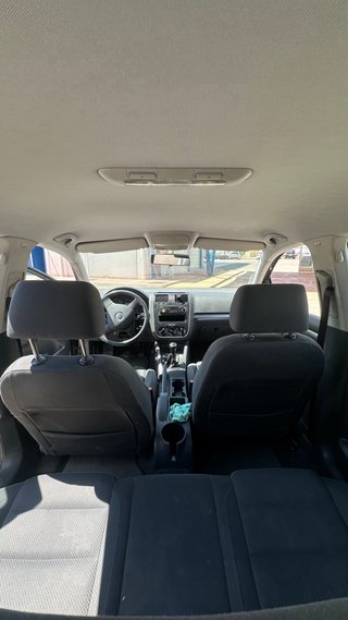 Volkswagen Golf 2004