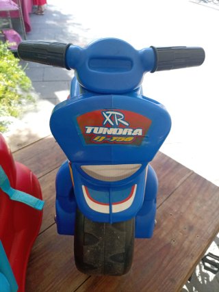 Moto infantil Tundra XR