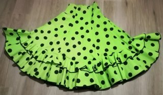 Falda flamenca lunares verde y pendientes