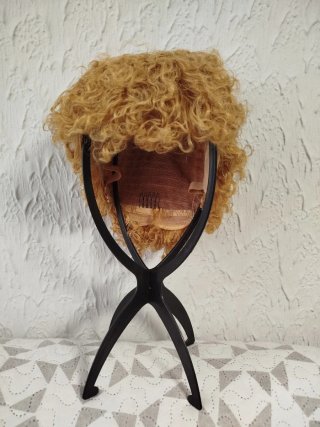 Peluca pelo natural rubio rizado