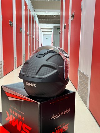 Casco SMK Titan Carbono Mate Talla S