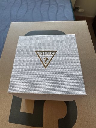Reloj Guess Plata Nuevo