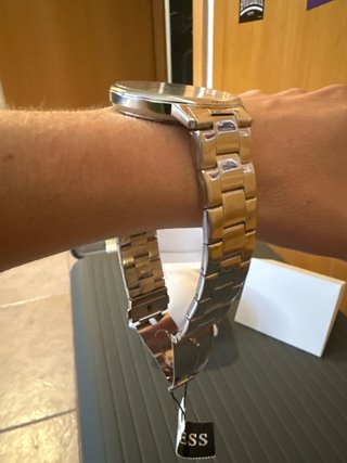 Reloj Guess Plata Nuevo