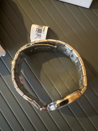Reloj Guess Plata Nuevo