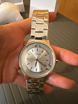 Reloj Guess Plata Nuevo