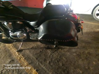 Kawasaki VN900 Custom Negra