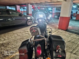 Kawasaki VN900 Custom Negra