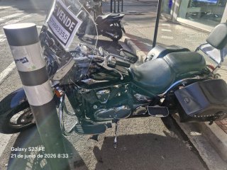 Kawasaki VN900 Custom Negra
