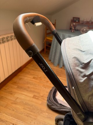 Carrito bebé gris