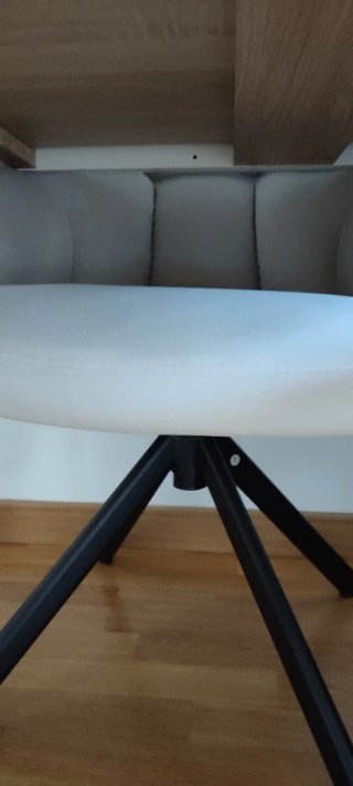 4 Sillas giratorias comedor beige