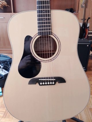 Guitarra Acústica Alvarez Rd26 LH Zurdos